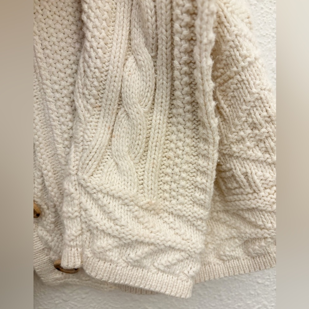 L.L. Bean Vintage Ivory Cable Knit Cardigan Sweater Cotton Size Small - Picture 7 of 12